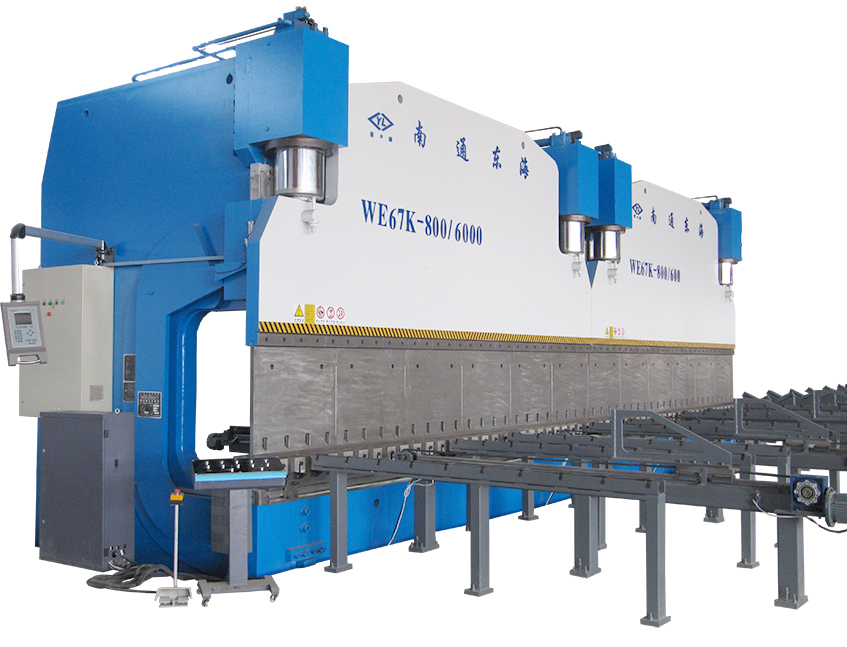 2xWE67K-800T6000 CNC Press Brake in Tandem 2xWE67K-800T6000 CNC Press Brake in Tandem